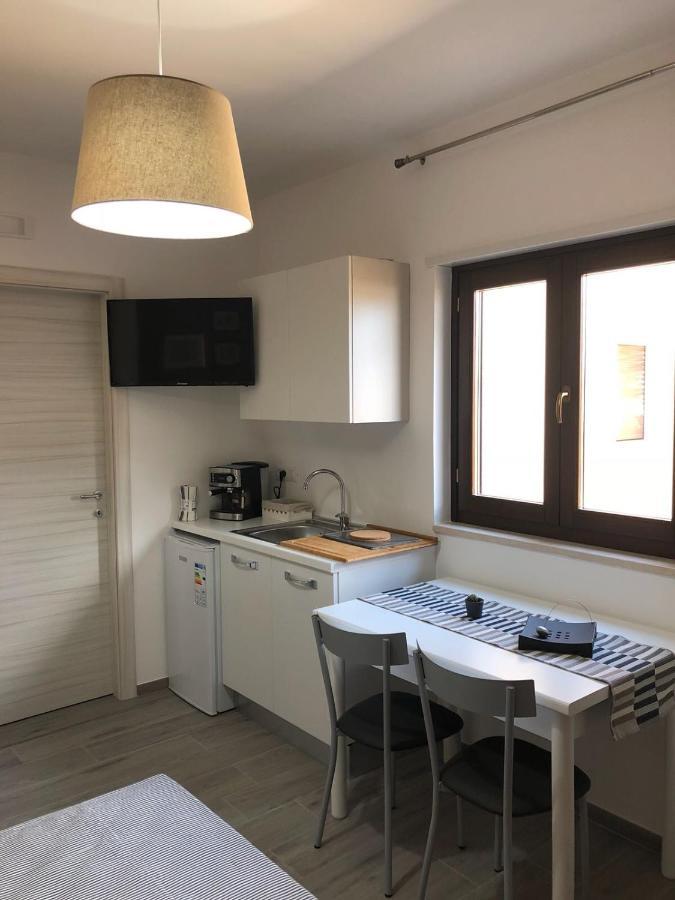 B&B Luxury Apartments Pulsano Exterior foto